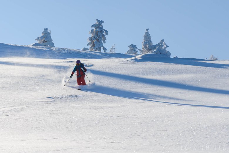 telemark-laskua pyhatunturilla